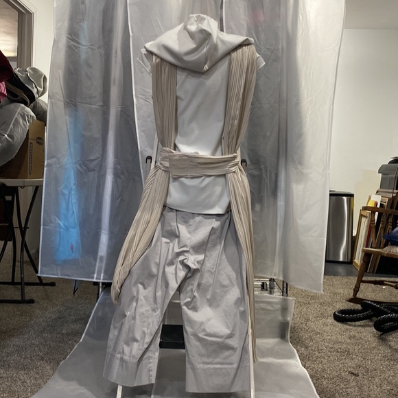 Rey Force Awakens Cosplay - Picture 2 of 4